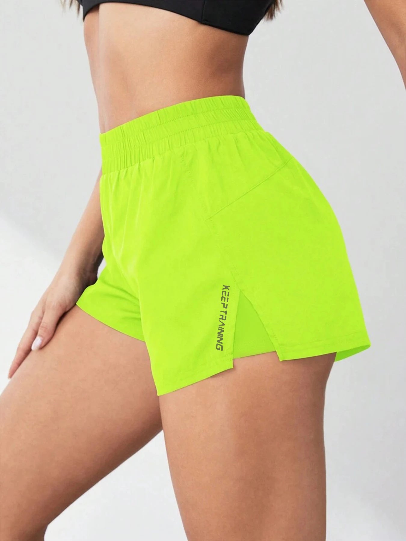 Short de Sport Femme 2-en-1 Taille Haute – Effet Jupe, Anti-Remontée & Confort Optimal pour Yoga, Fitness et Running